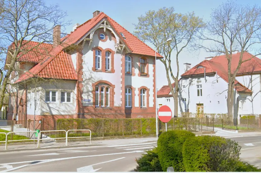 kujawsko-pomorskie, toruński, Chełmża, Lokal użytkowy w zabytkowej willi !