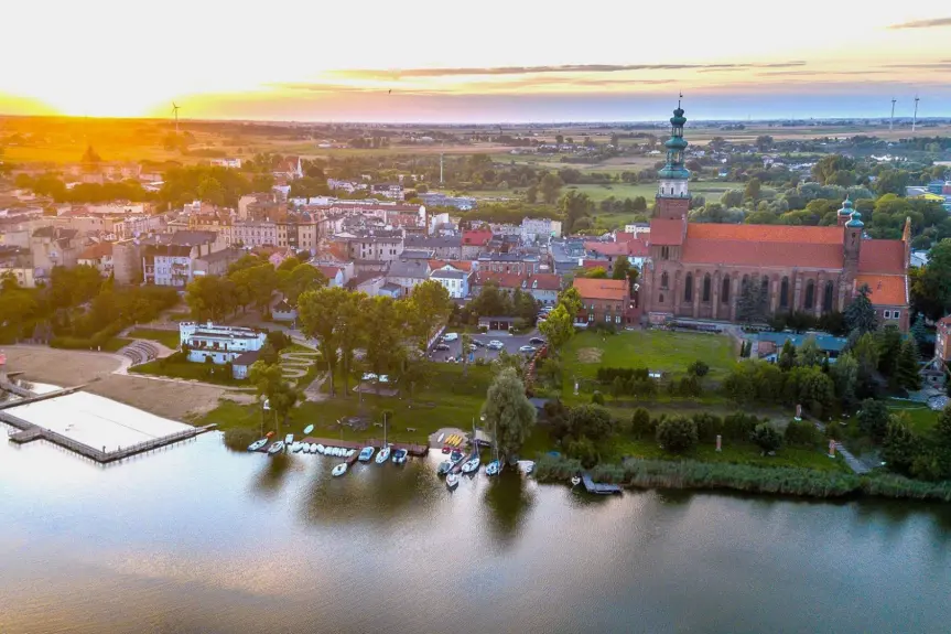 toruński, Chełmża, Lokal użytkowy w zabytkowej willi !