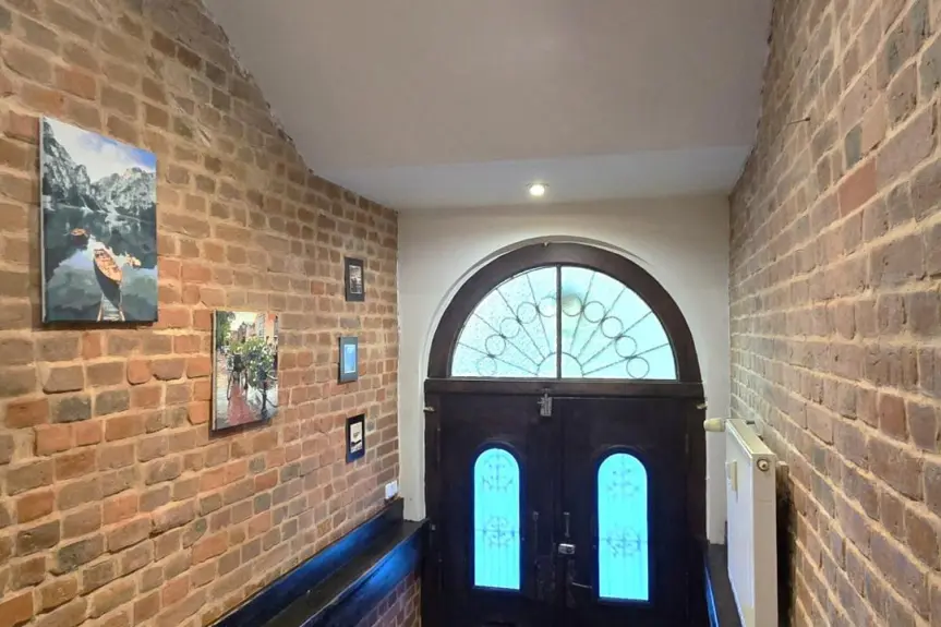 toruński, Chełmża, Eklektyczne mieszkanie w zabytkowej willi !