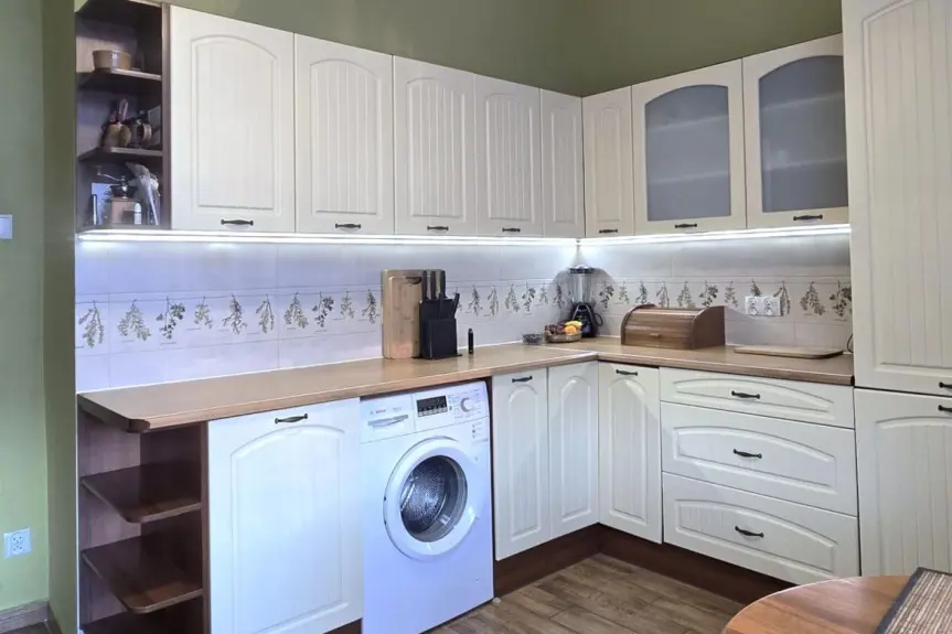 toruński, Chełmża, Eklektyczne mieszkanie w zabytkowej willi !