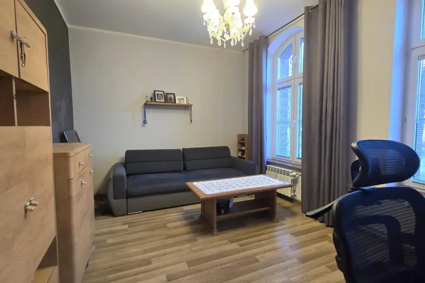 toruński, Chełmża, Eklektyczne mieszkanie w zabytkowej willi !