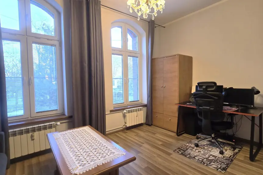 toruński, Chełmża, Eklektyczne mieszkanie w zabytkowej willi !